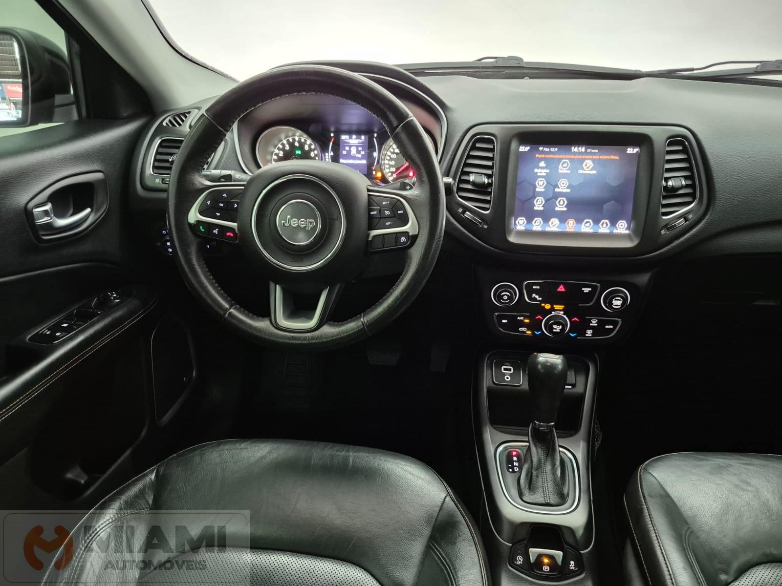 Foto número 421980 do veiculo