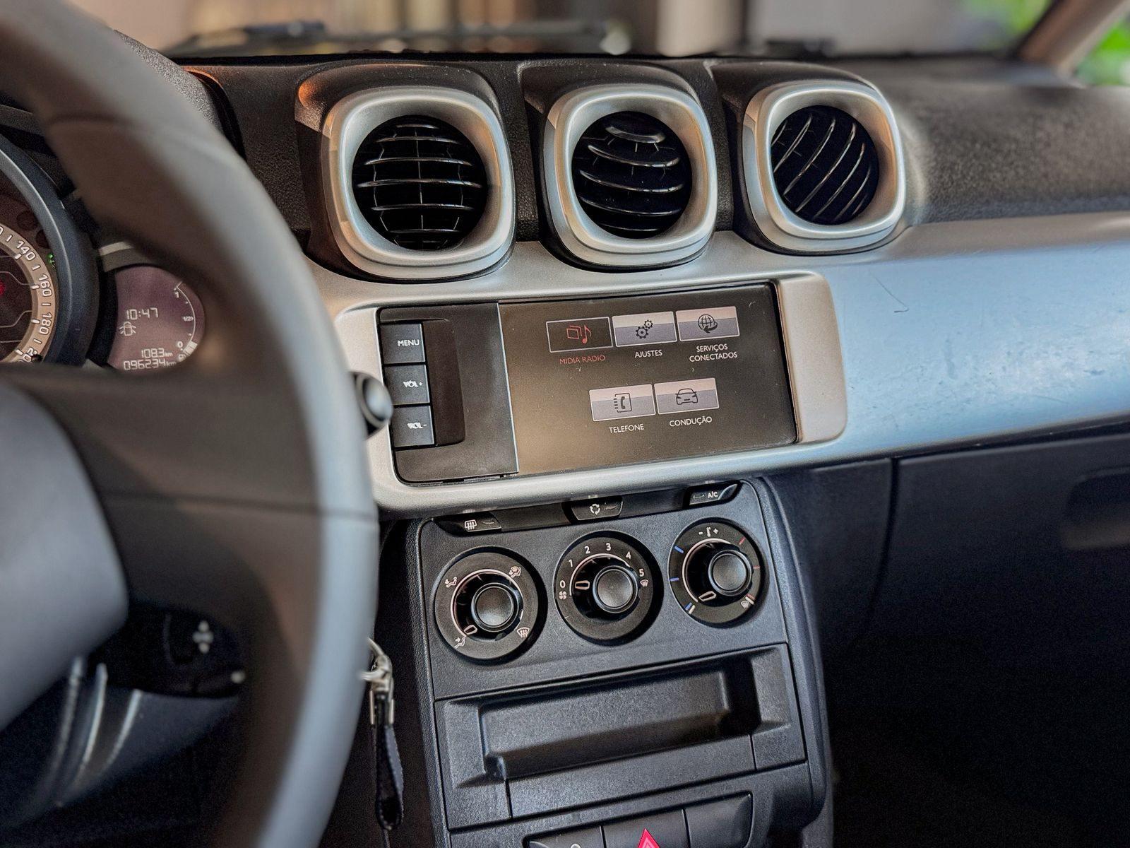 Foto número 425379 do veiculo