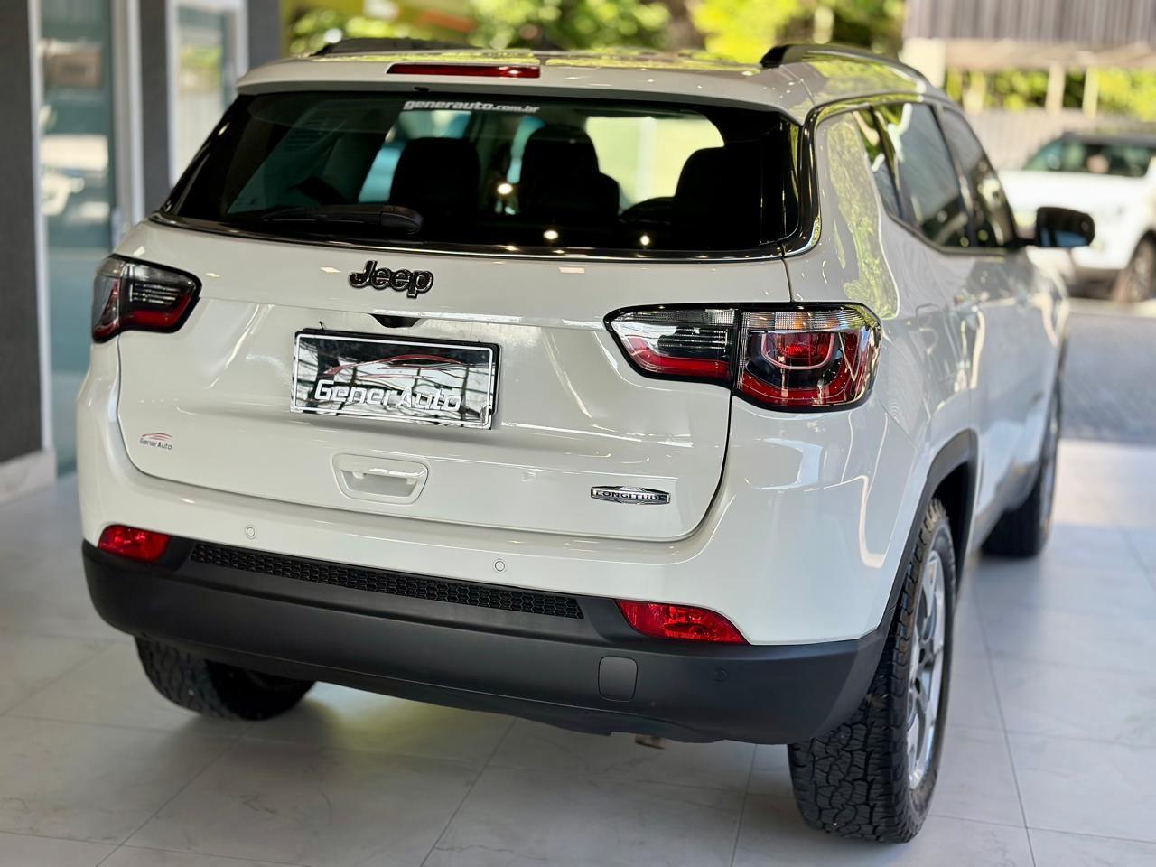 Foto número 411903 do veiculo