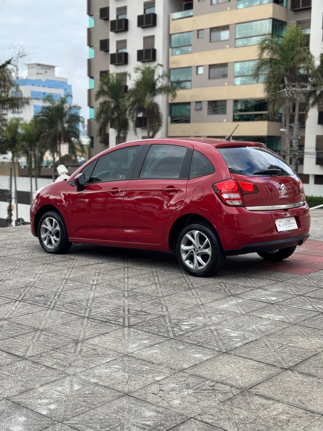 Foto número 423992 do veiculo