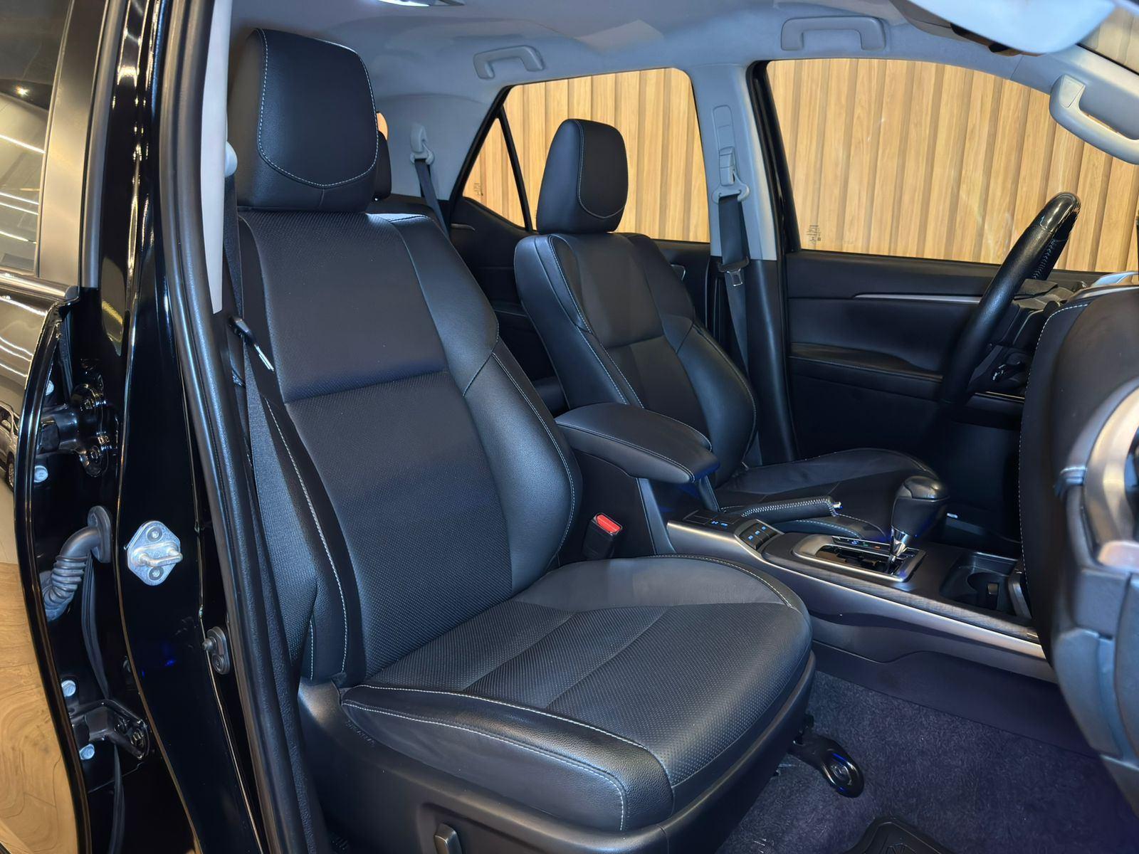 Foto número 440320 do veiculo