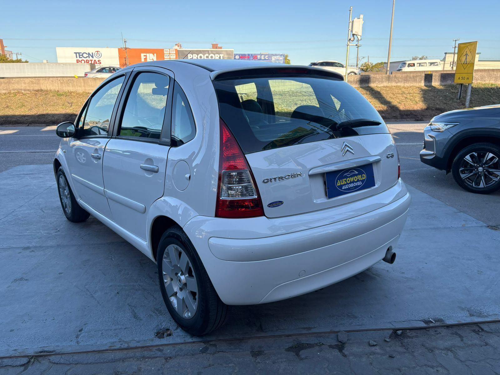 Foto número 413393 do veiculo