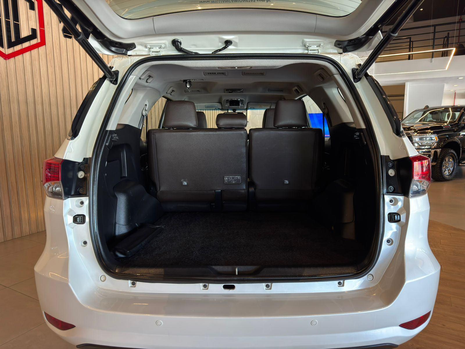 Foto número 403733 do veiculo