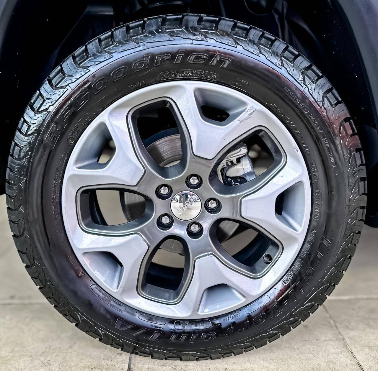 Foto número 411913 do veiculo