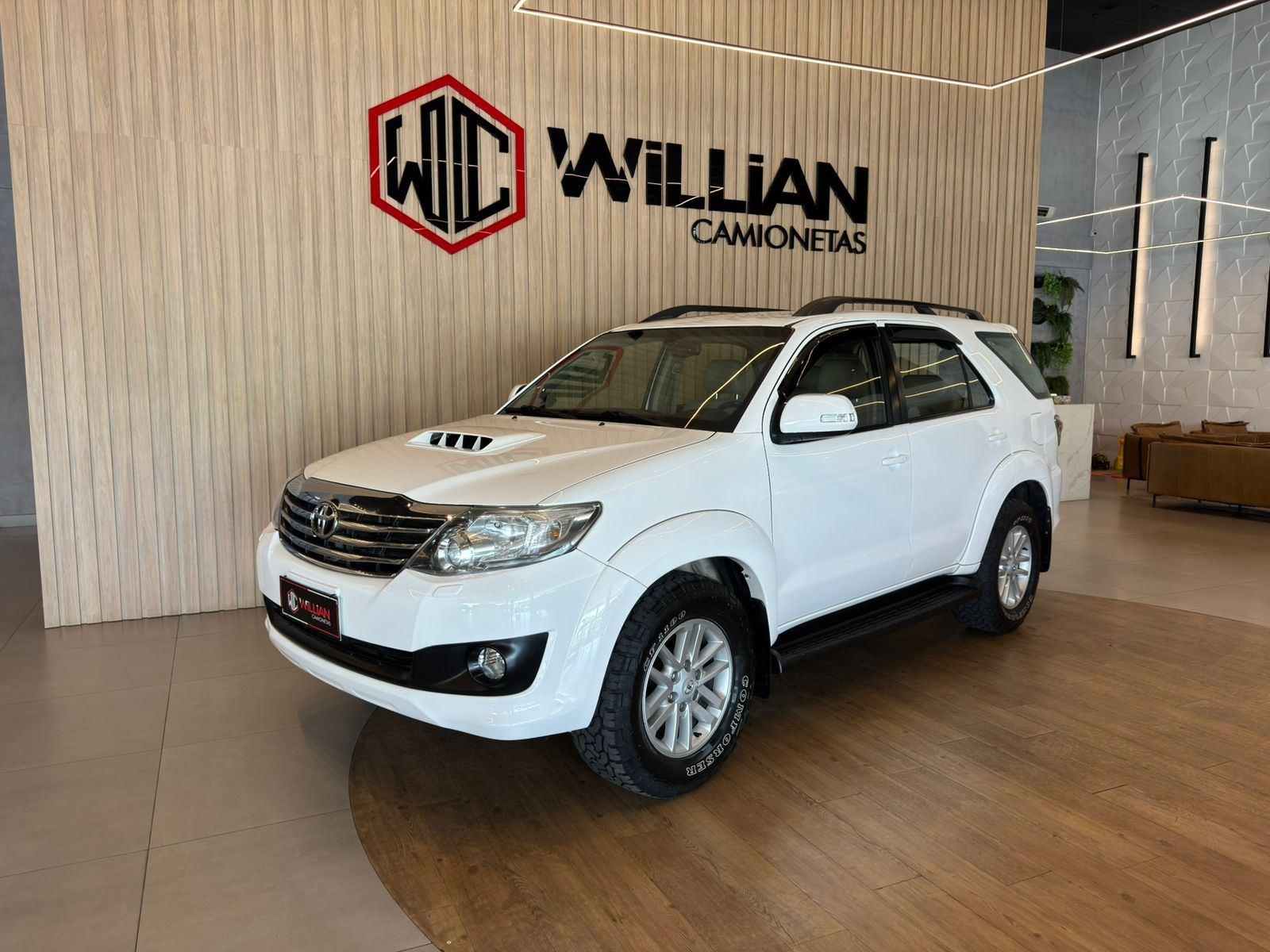 Foto número 406197 do veiculo