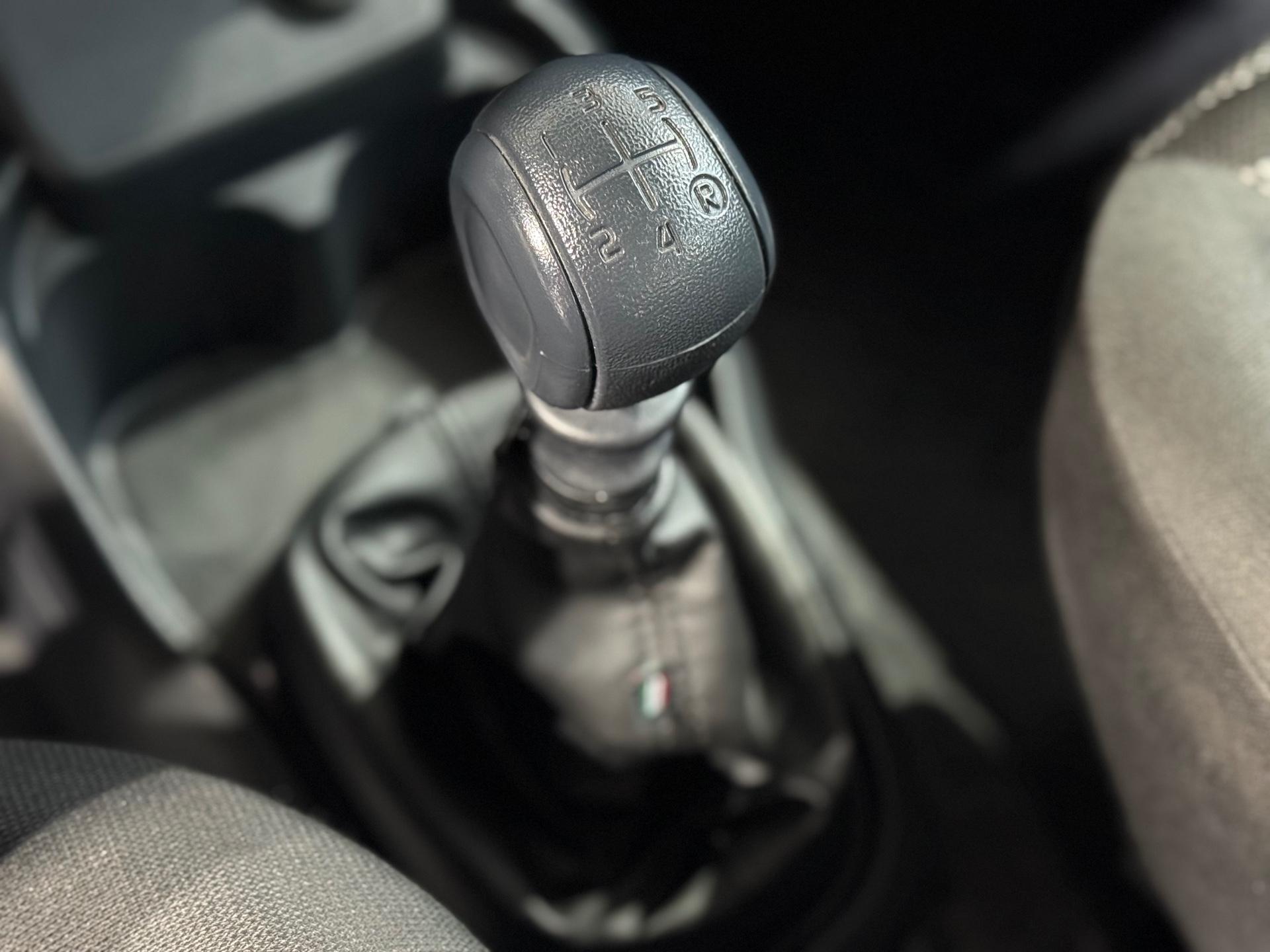 Foto número 419369 do veiculo