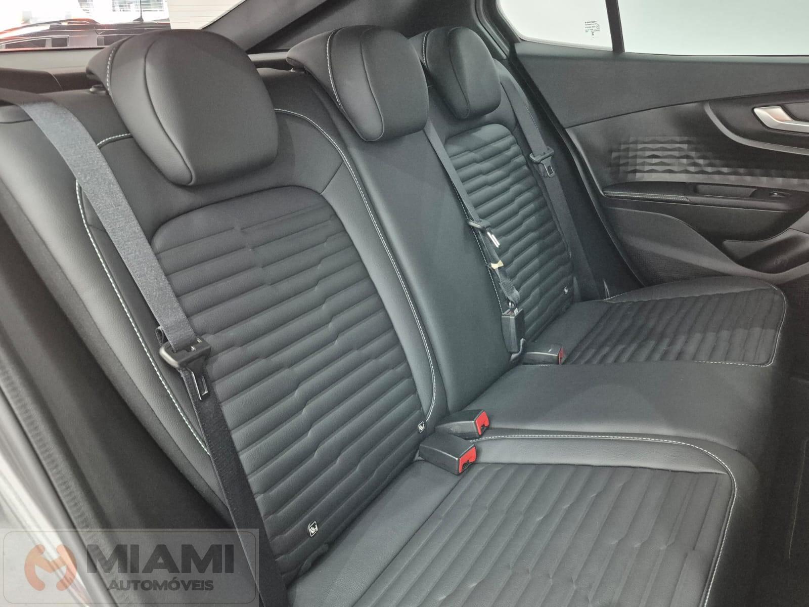 Foto número 437935 do veiculo