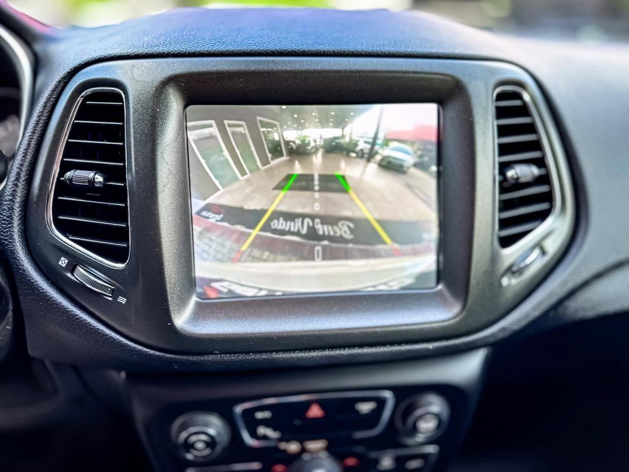 Foto número 411907 do veiculo