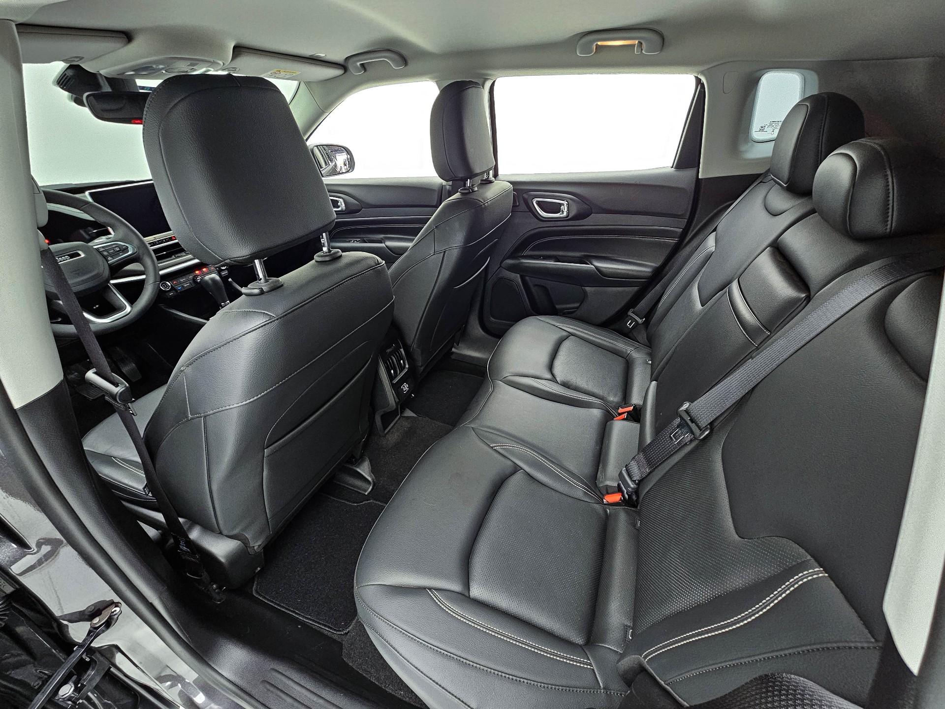 Foto número 404374 do veiculo