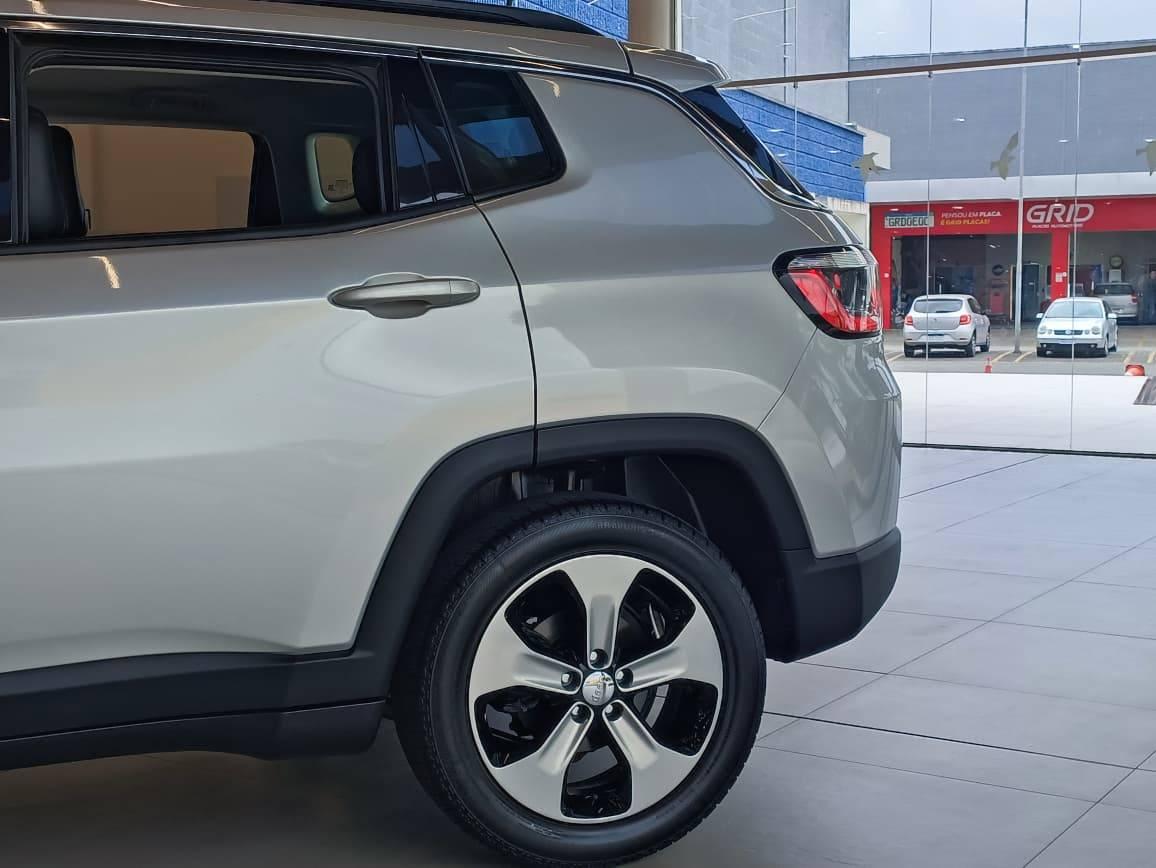 Foto número 422620 do veiculo