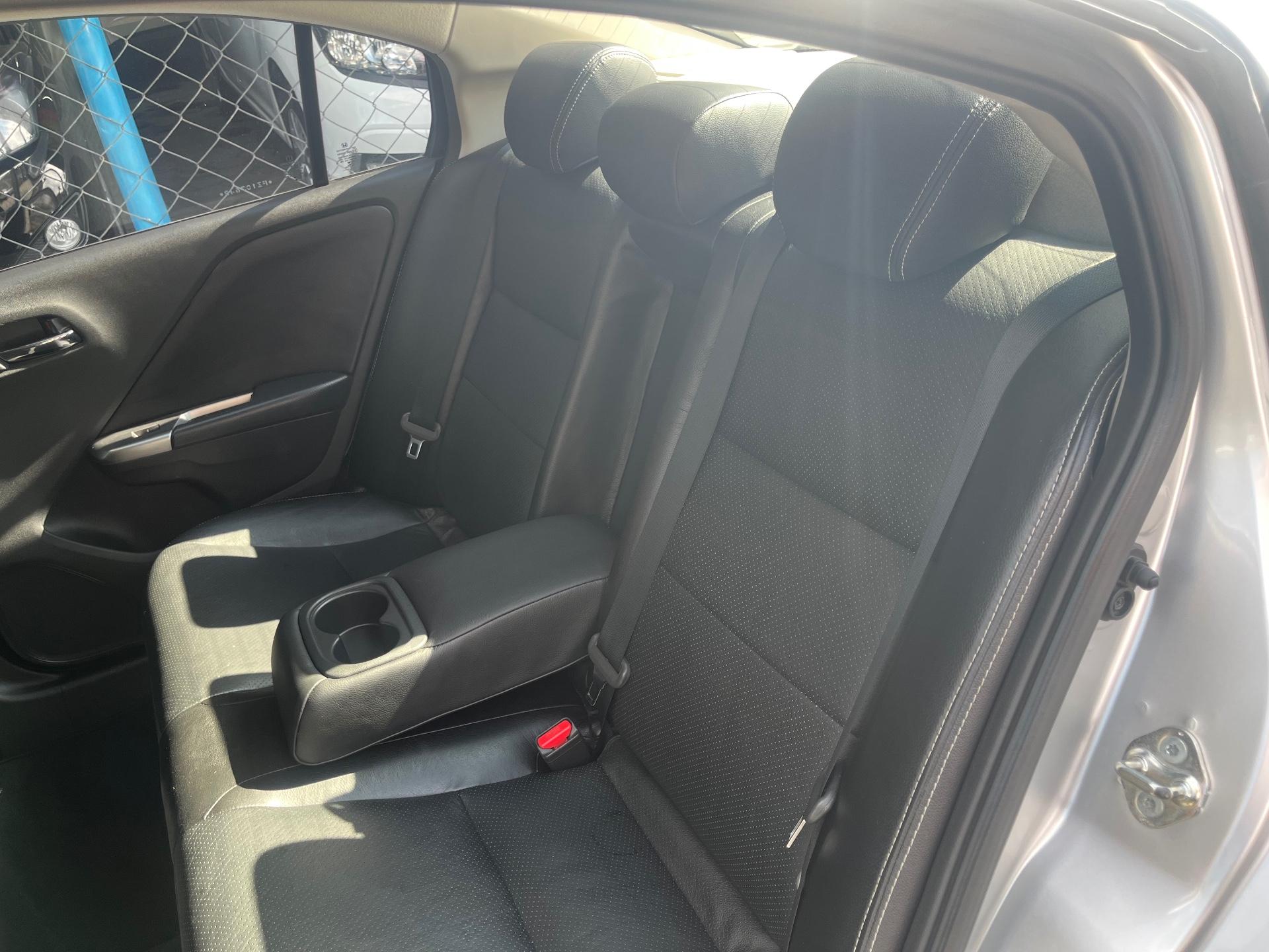 Foto número 418345 do veiculo