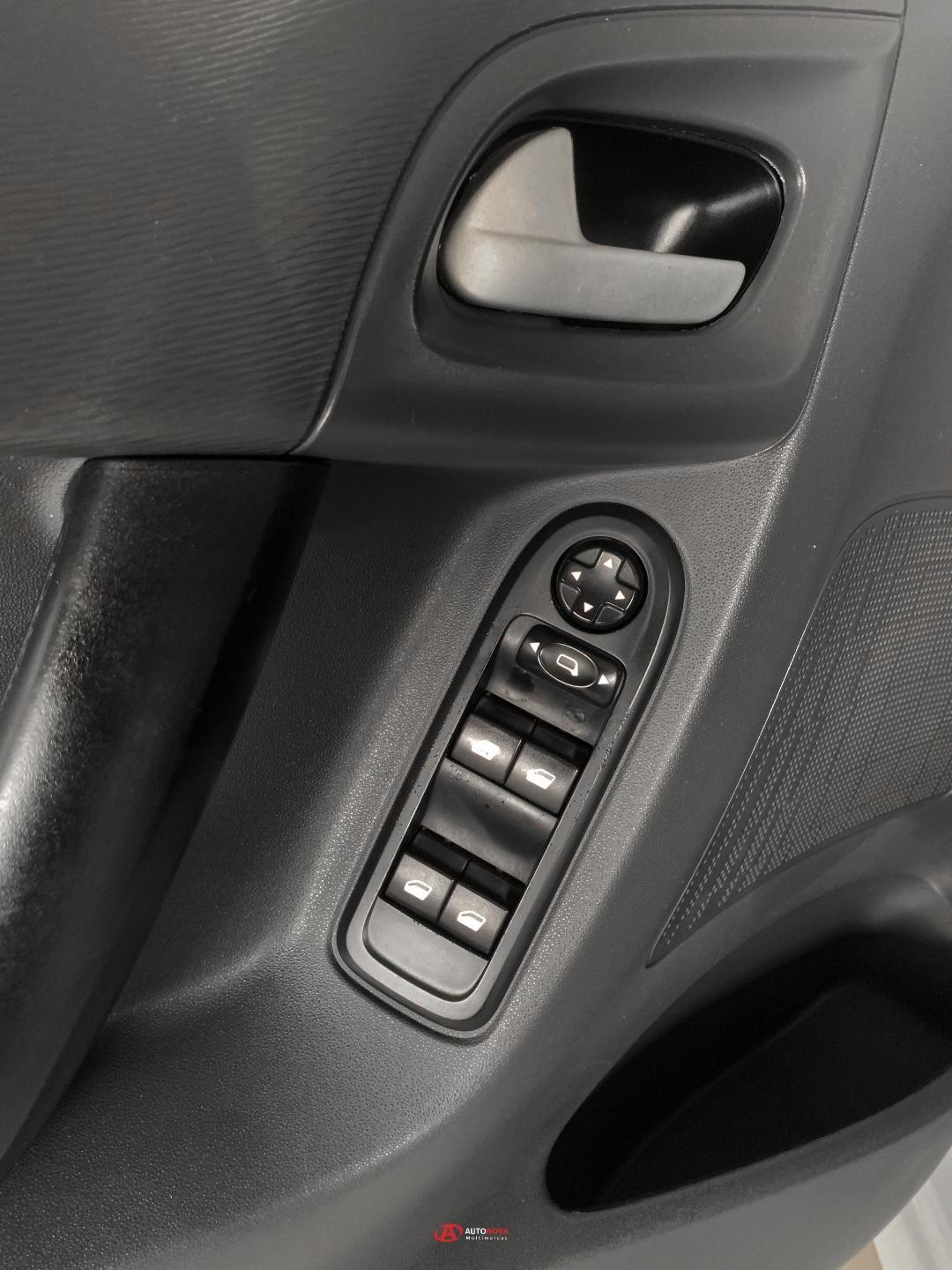 Foto número 432650 do veiculo