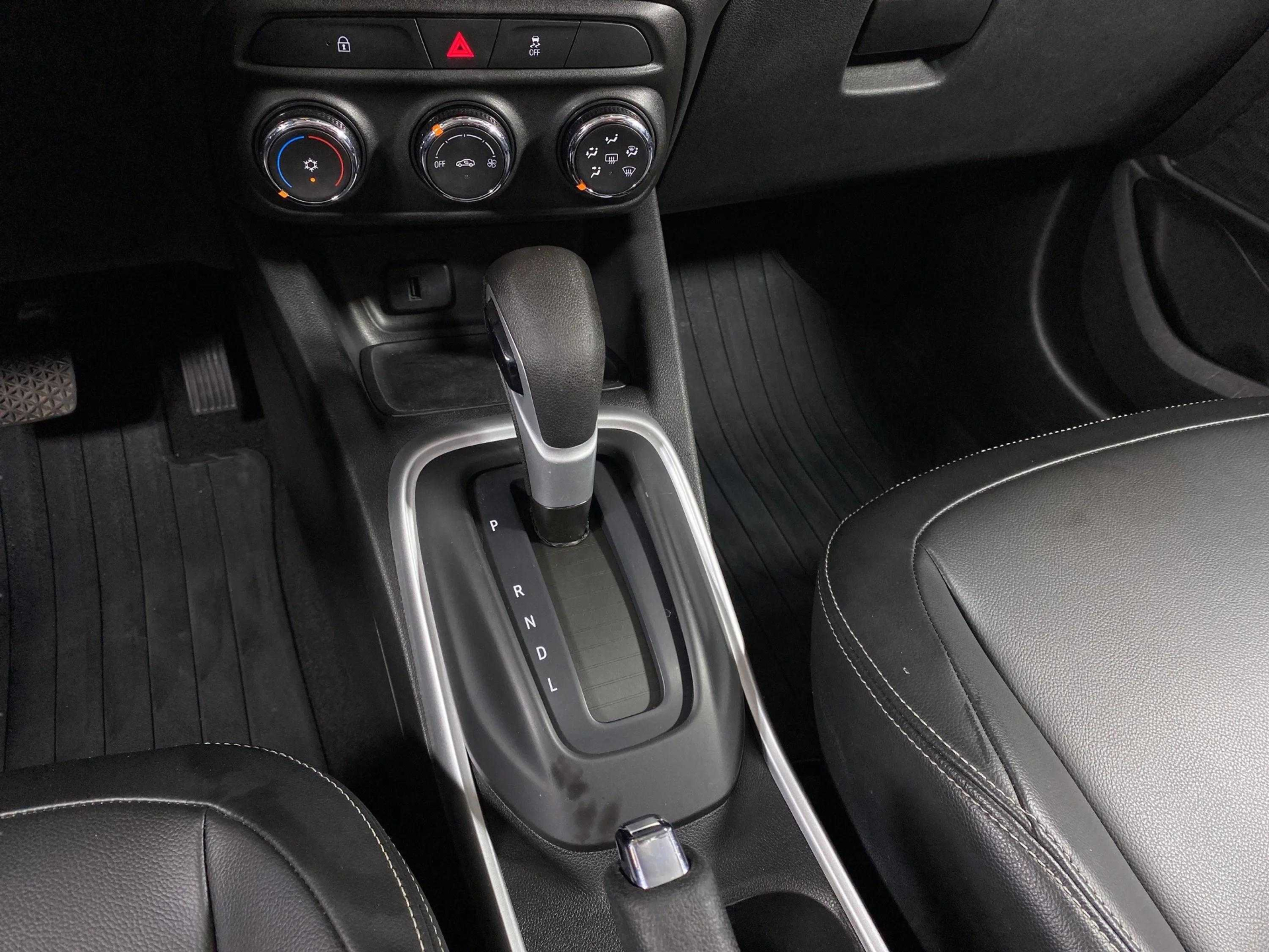 Foto número 447120 do veiculo