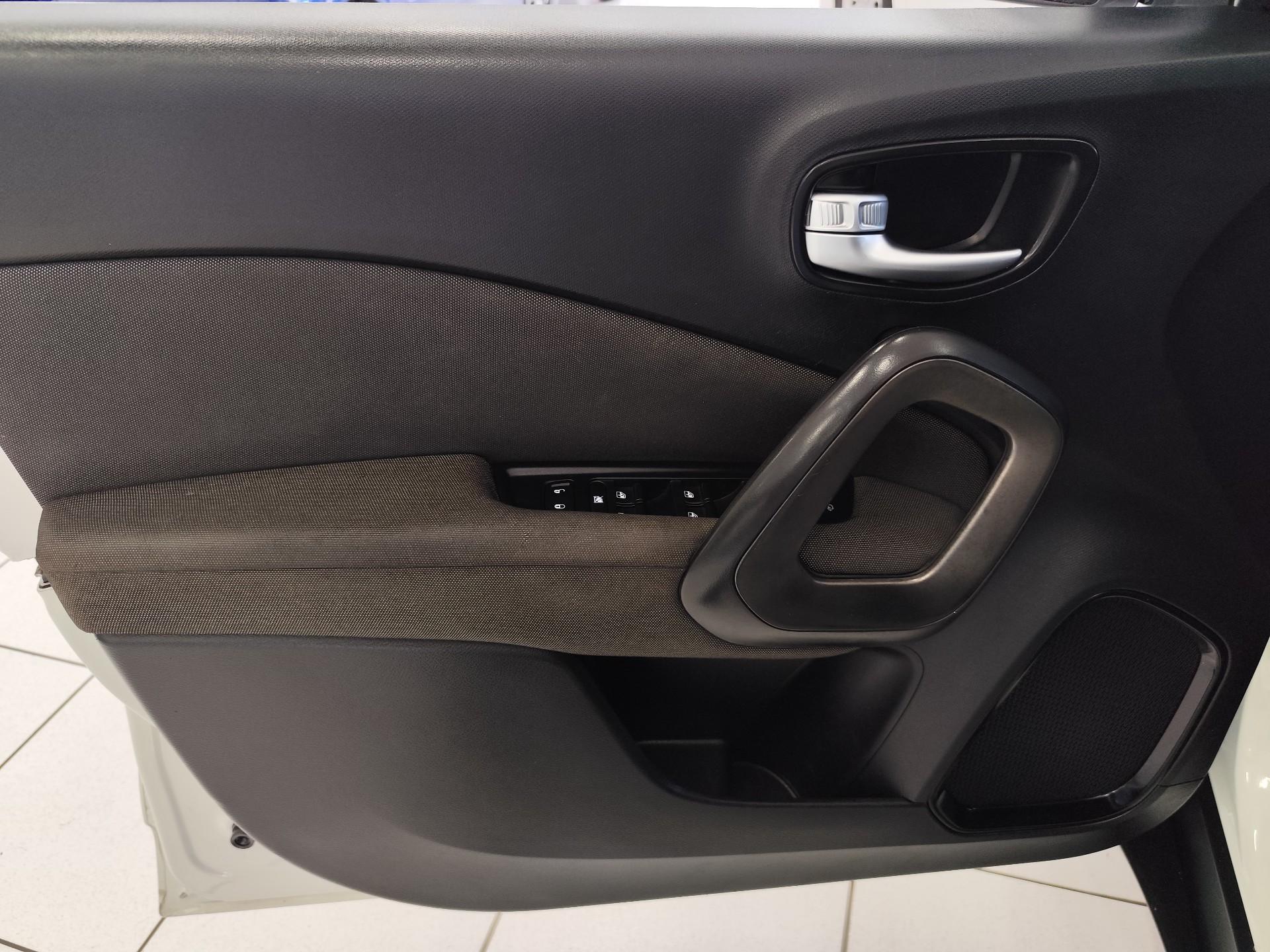 Foto número 479039 do veiculo