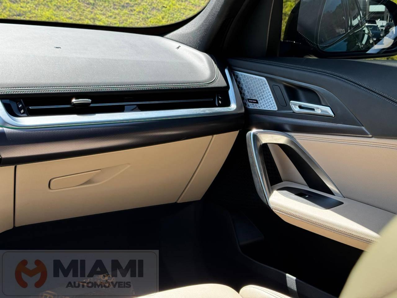 Foto número 444318 do veiculo