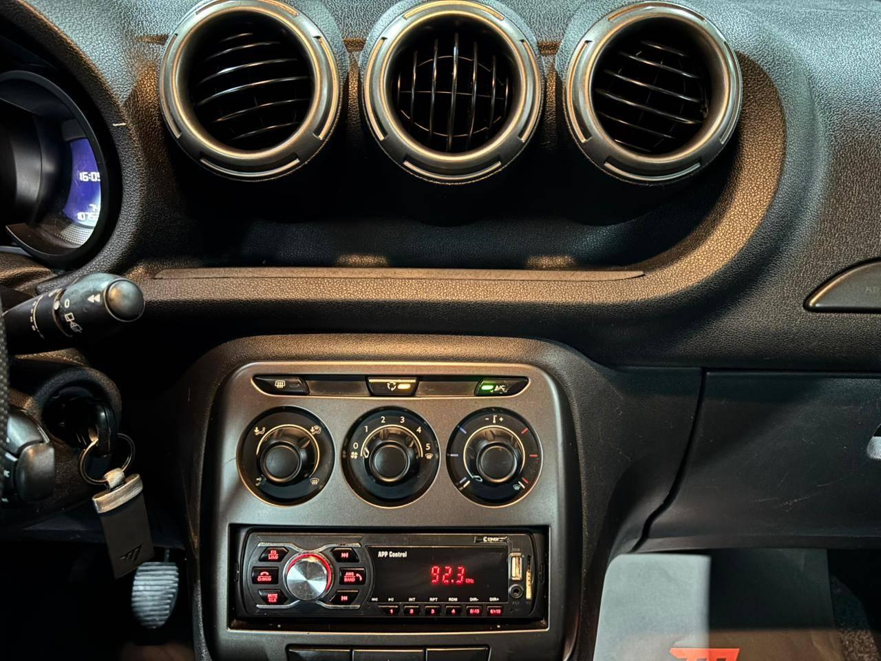 Foto número 461762 do veiculo