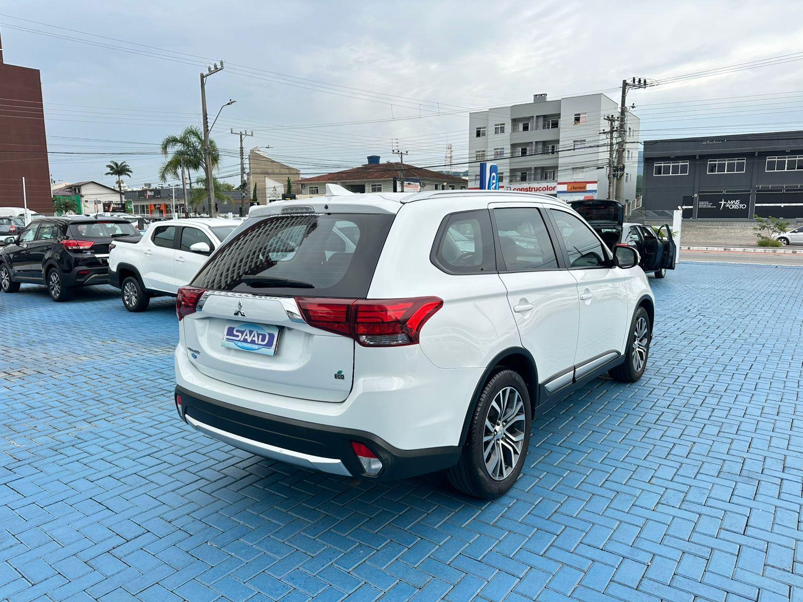 Foto número 470742 do veiculo