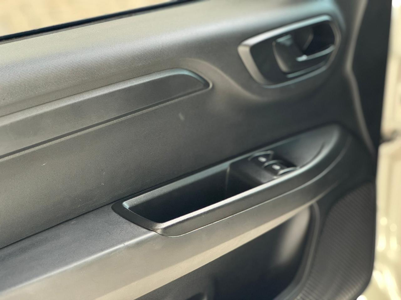 Foto número 487841 do veiculo