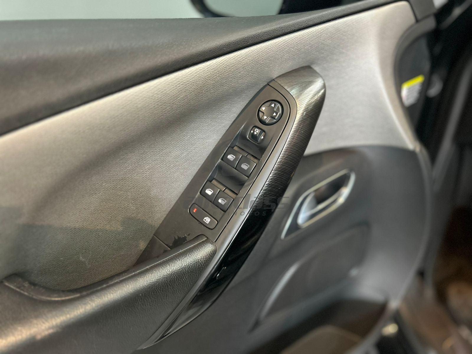 Foto número 469753 do veiculo