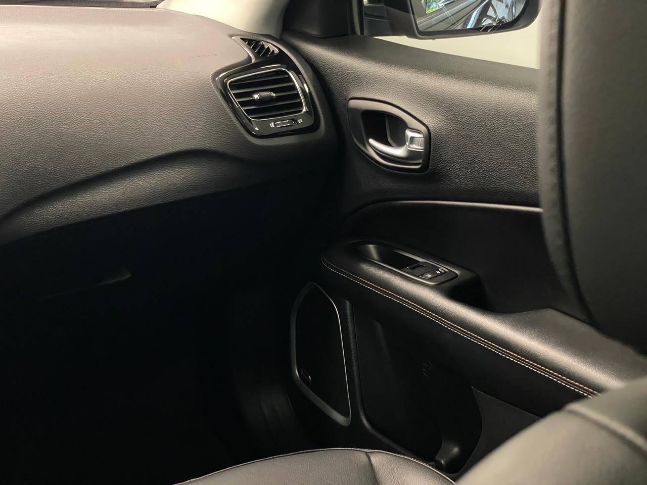 Foto número 452914 do veiculo