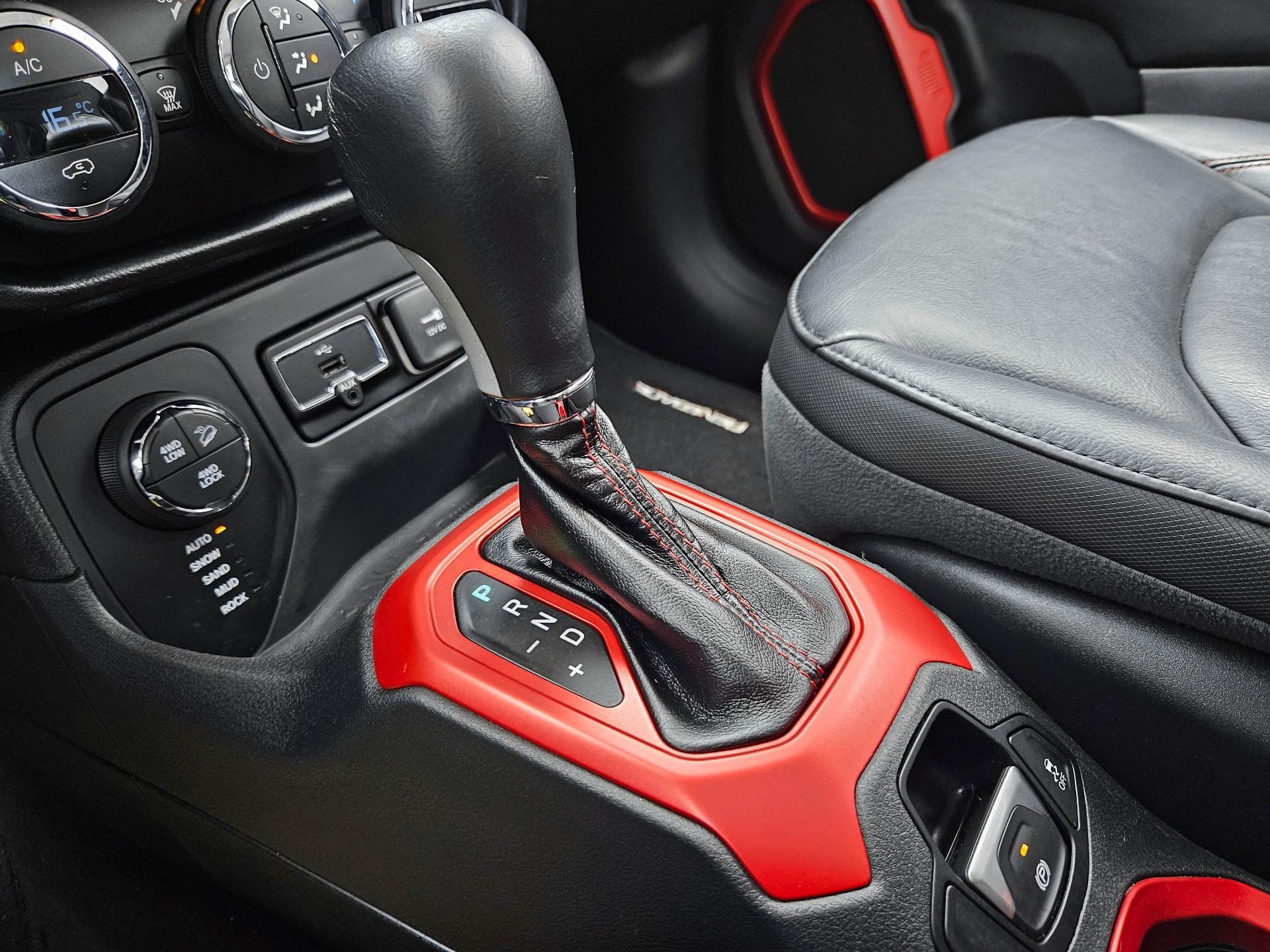 Foto número 443304 do veiculo