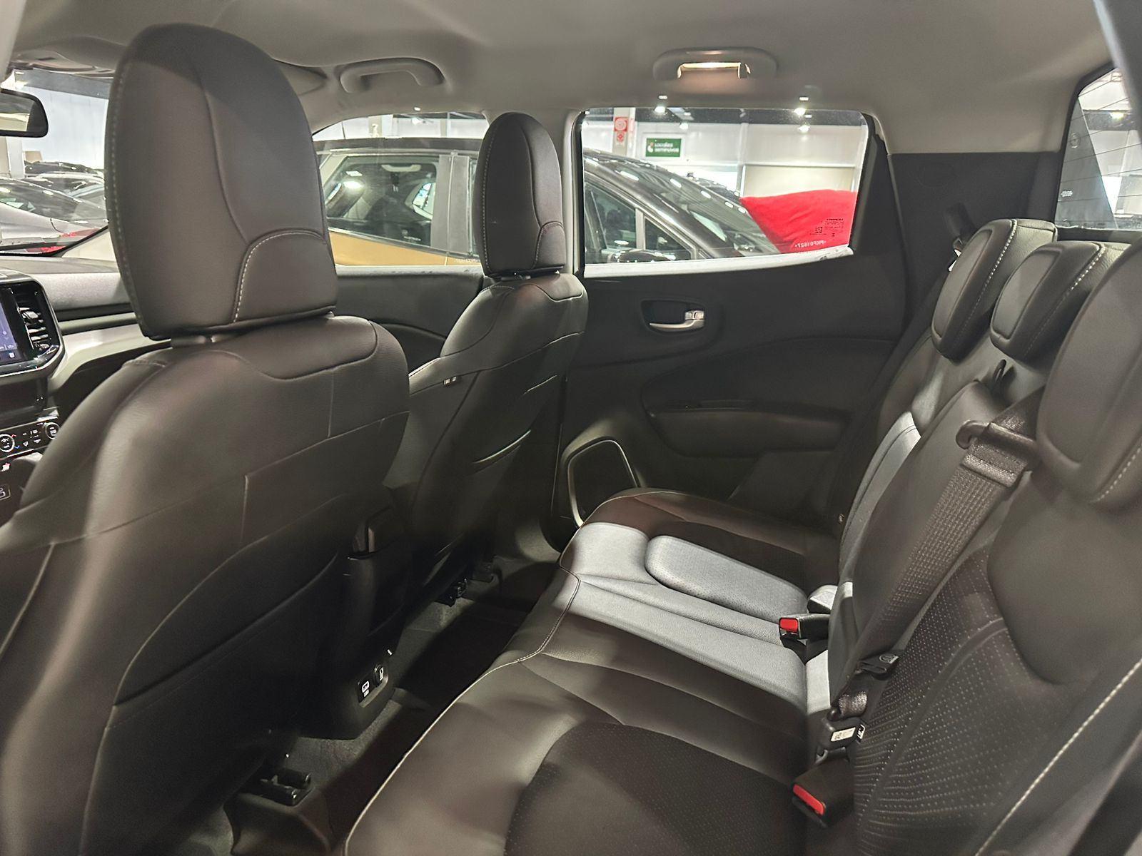 Foto número 453982 do veiculo