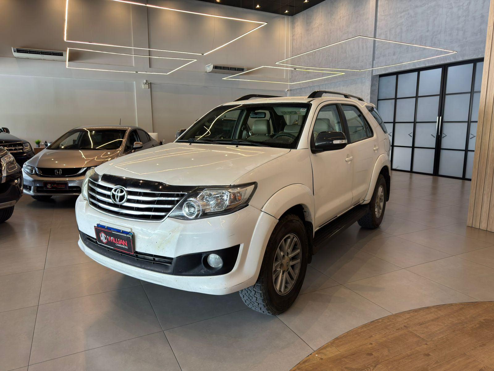 Foto número 477944 do veiculo