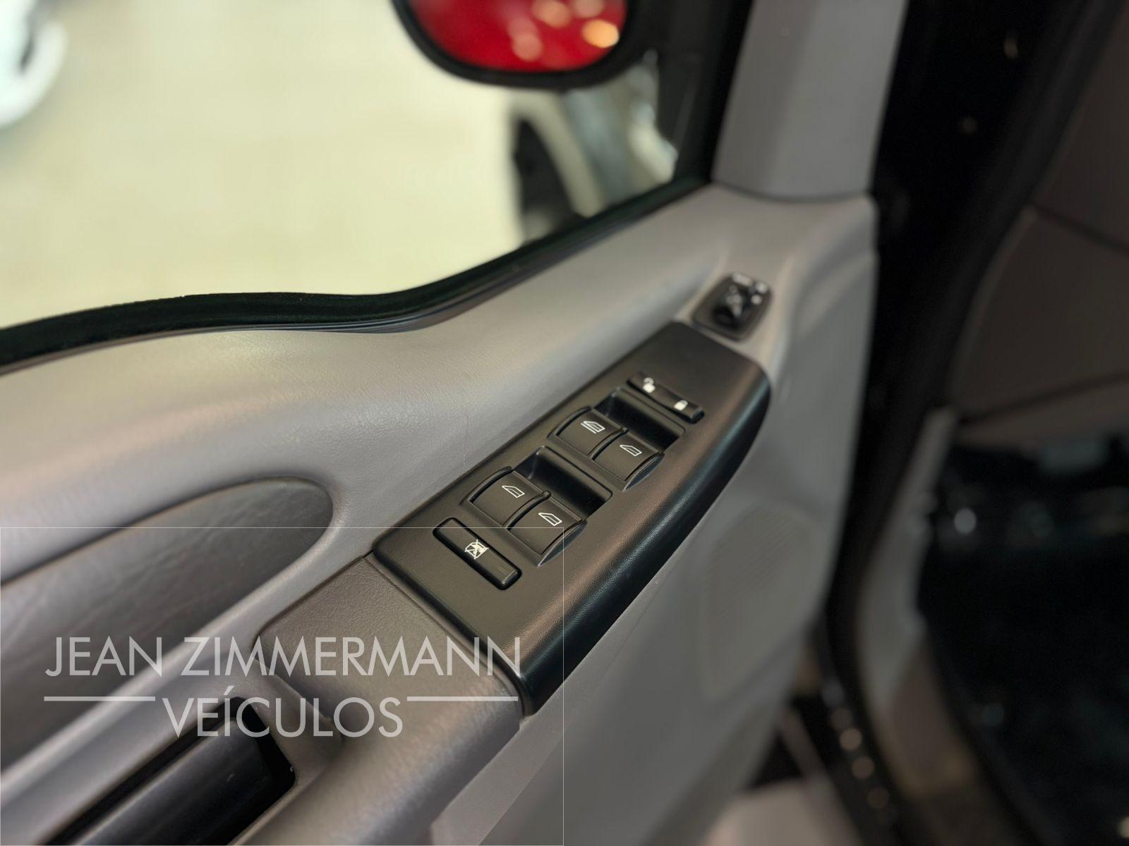 Foto número 447918 do veiculo