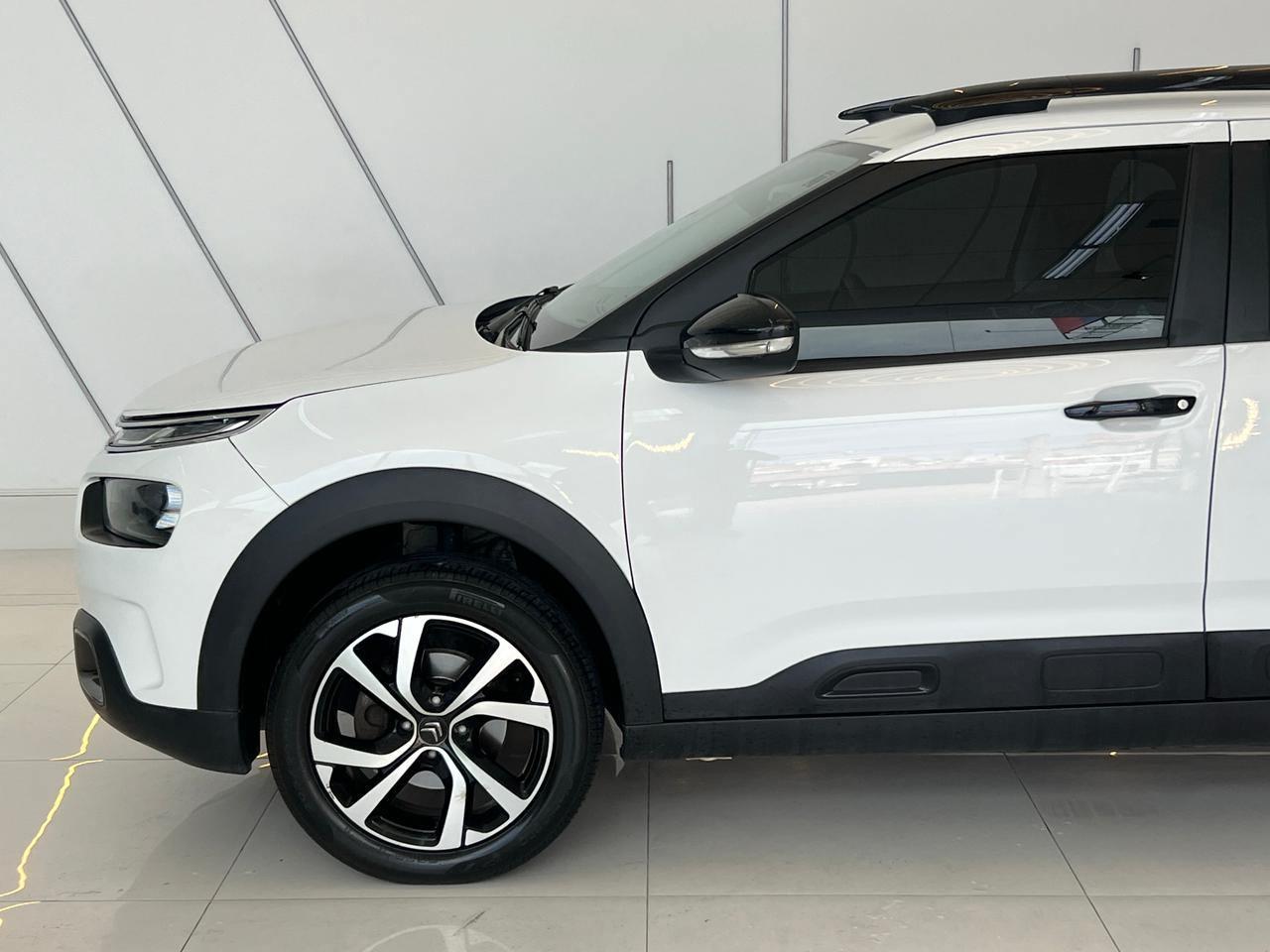 Foto número 472700 do veiculo