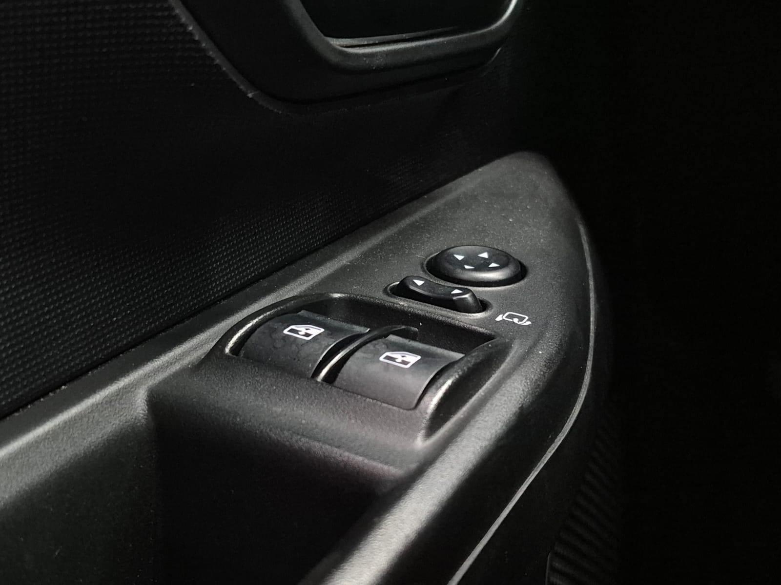 Foto número 446300 do veiculo