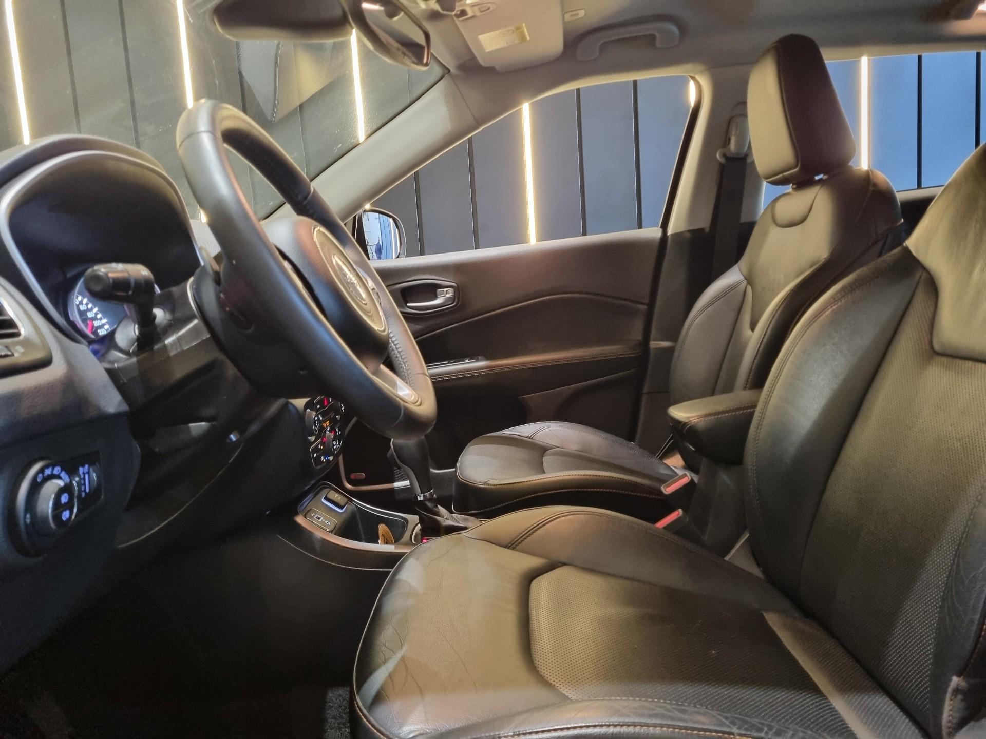 Foto número 460810 do veiculo