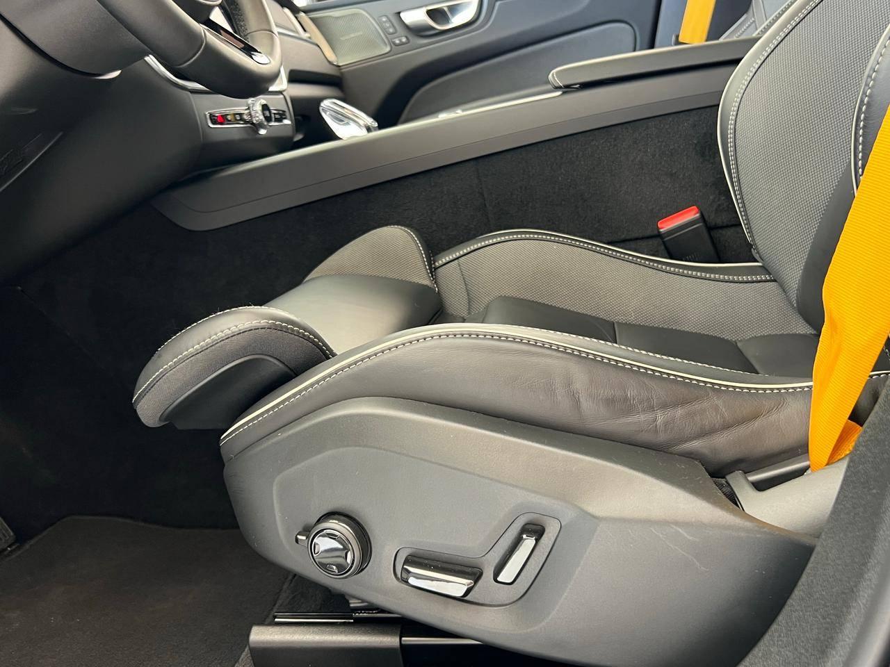 Foto número 472255 do veiculo