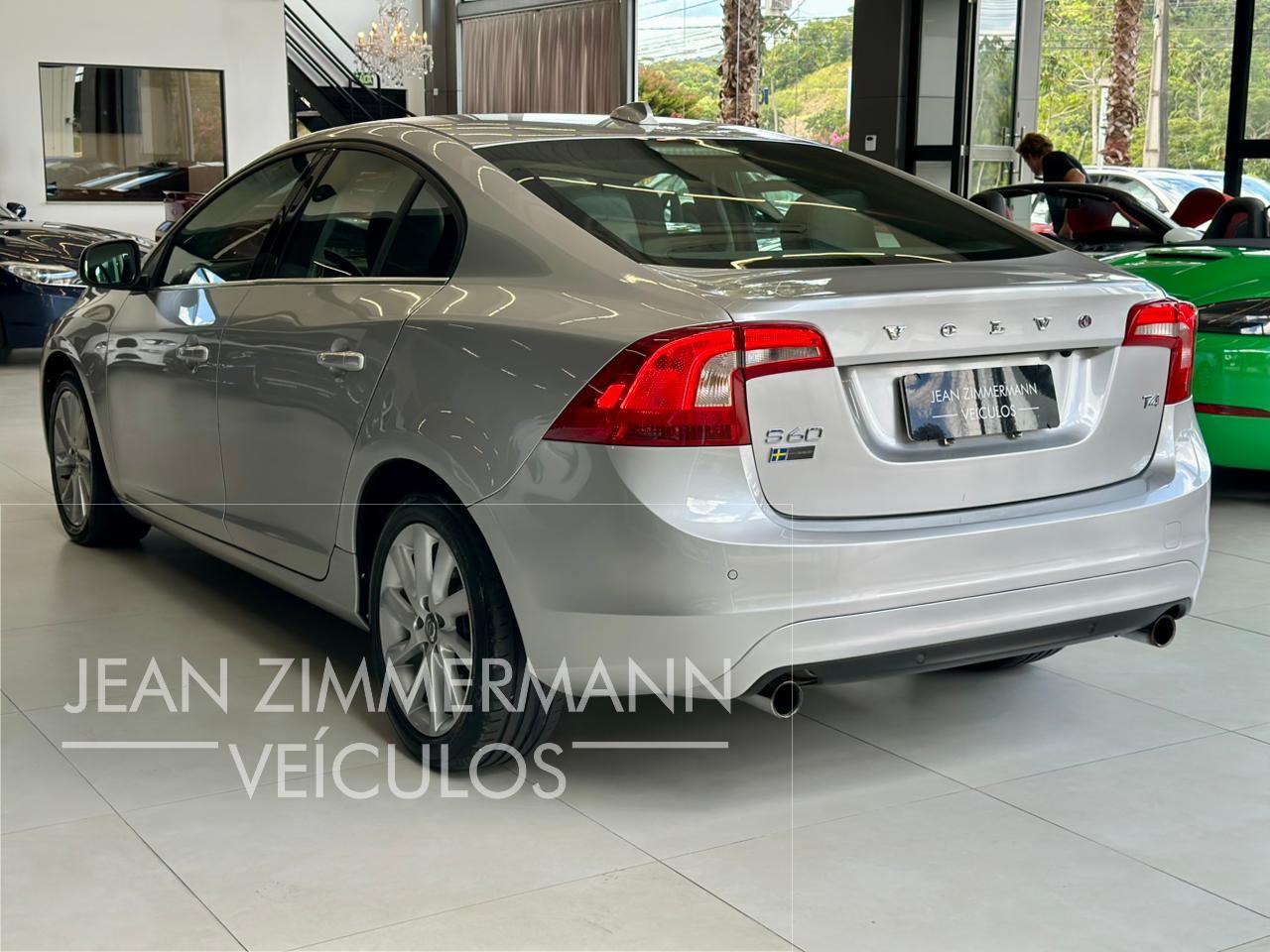 Foto número 477359 do veiculo