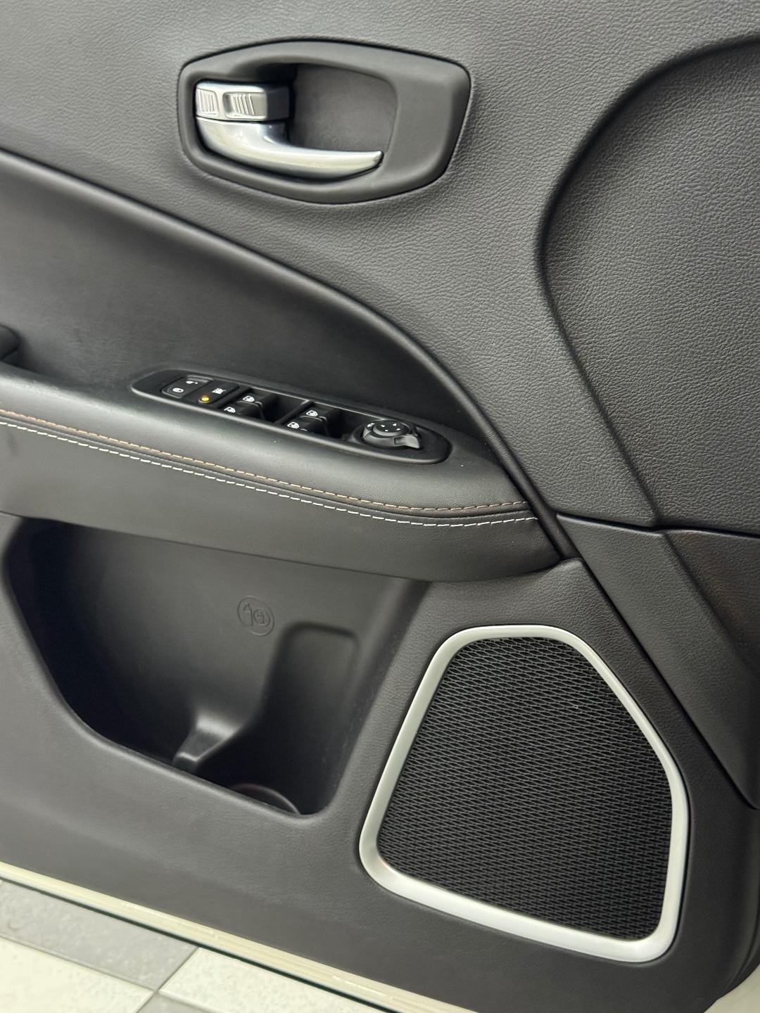 Foto número 454238 do veiculo