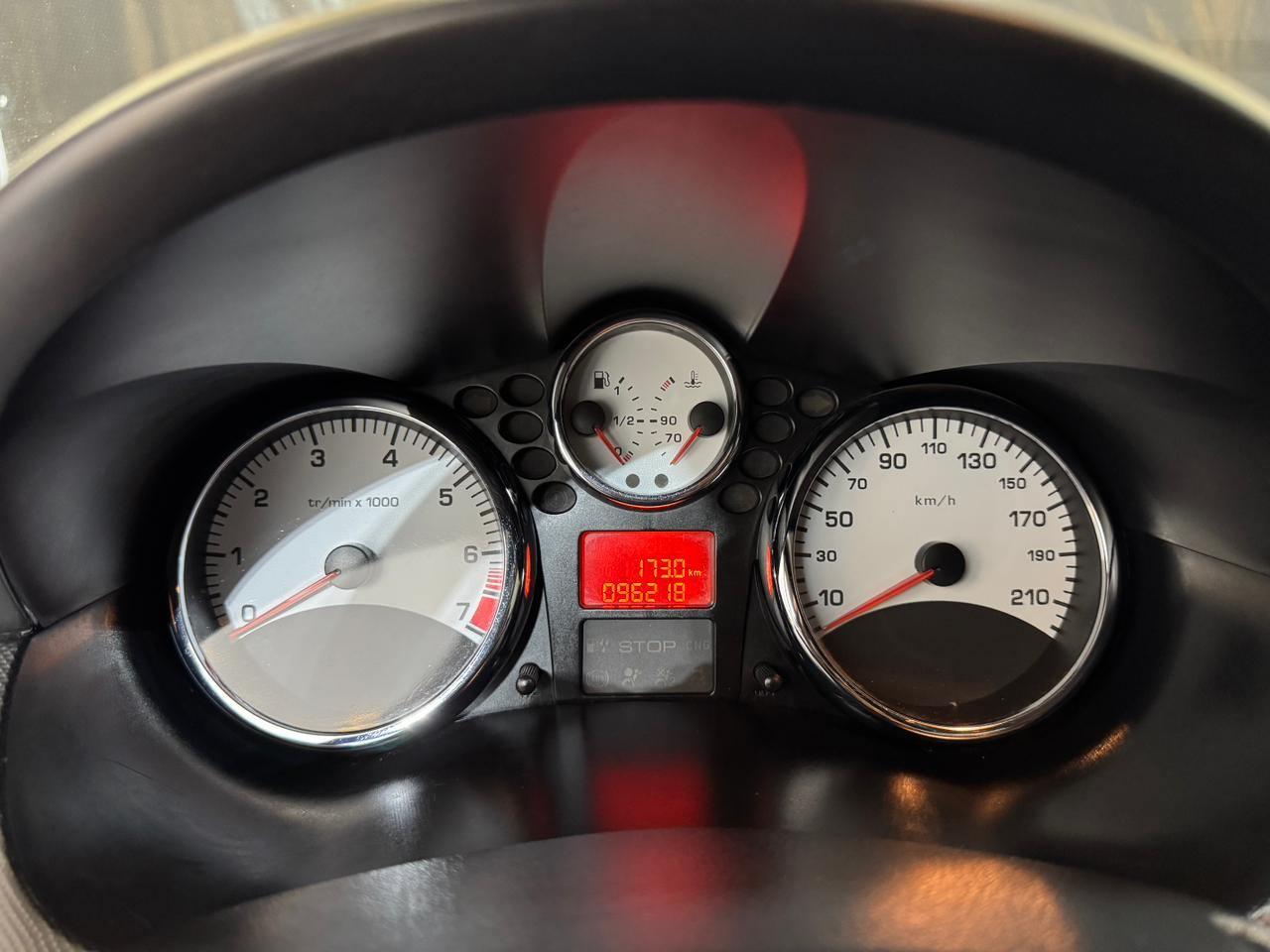 Foto número 530011 do veiculo