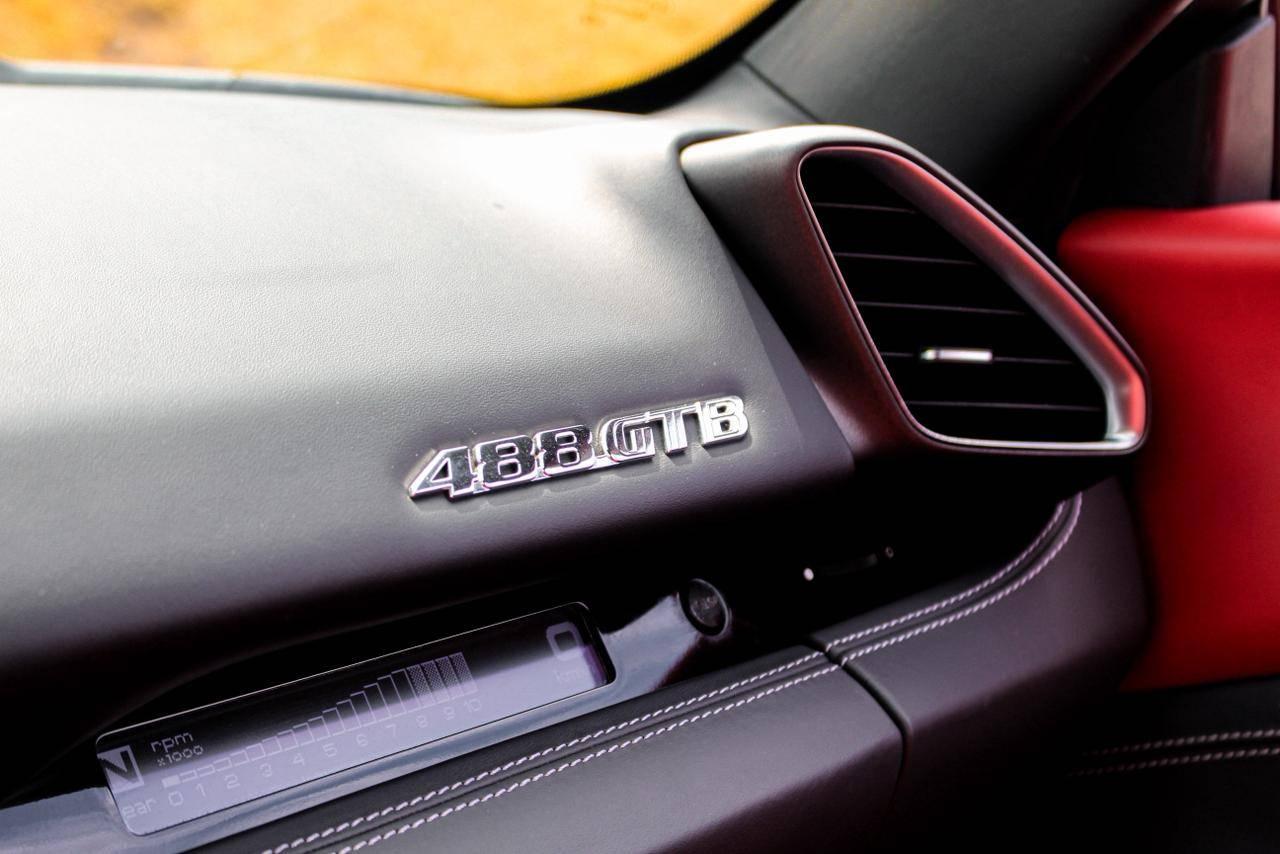 Foto número 501840 do veiculo