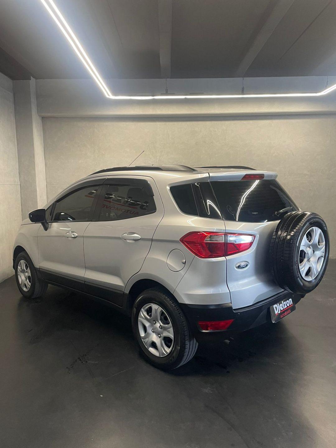 Foto número 533000 do veiculo