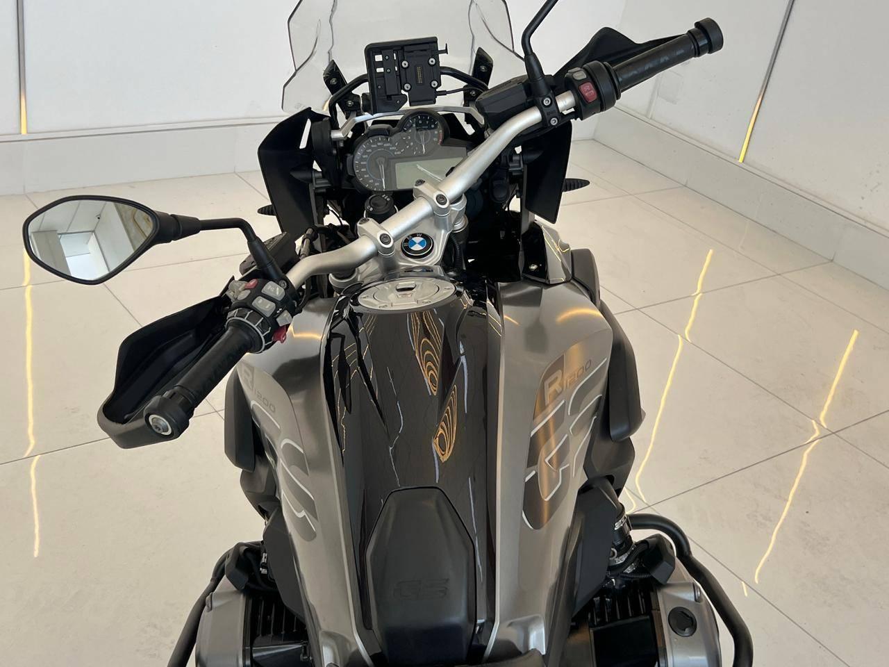 Foto número 490235 do veiculo