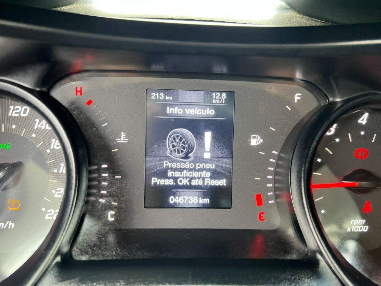 Foto número 738668 do veiculo
