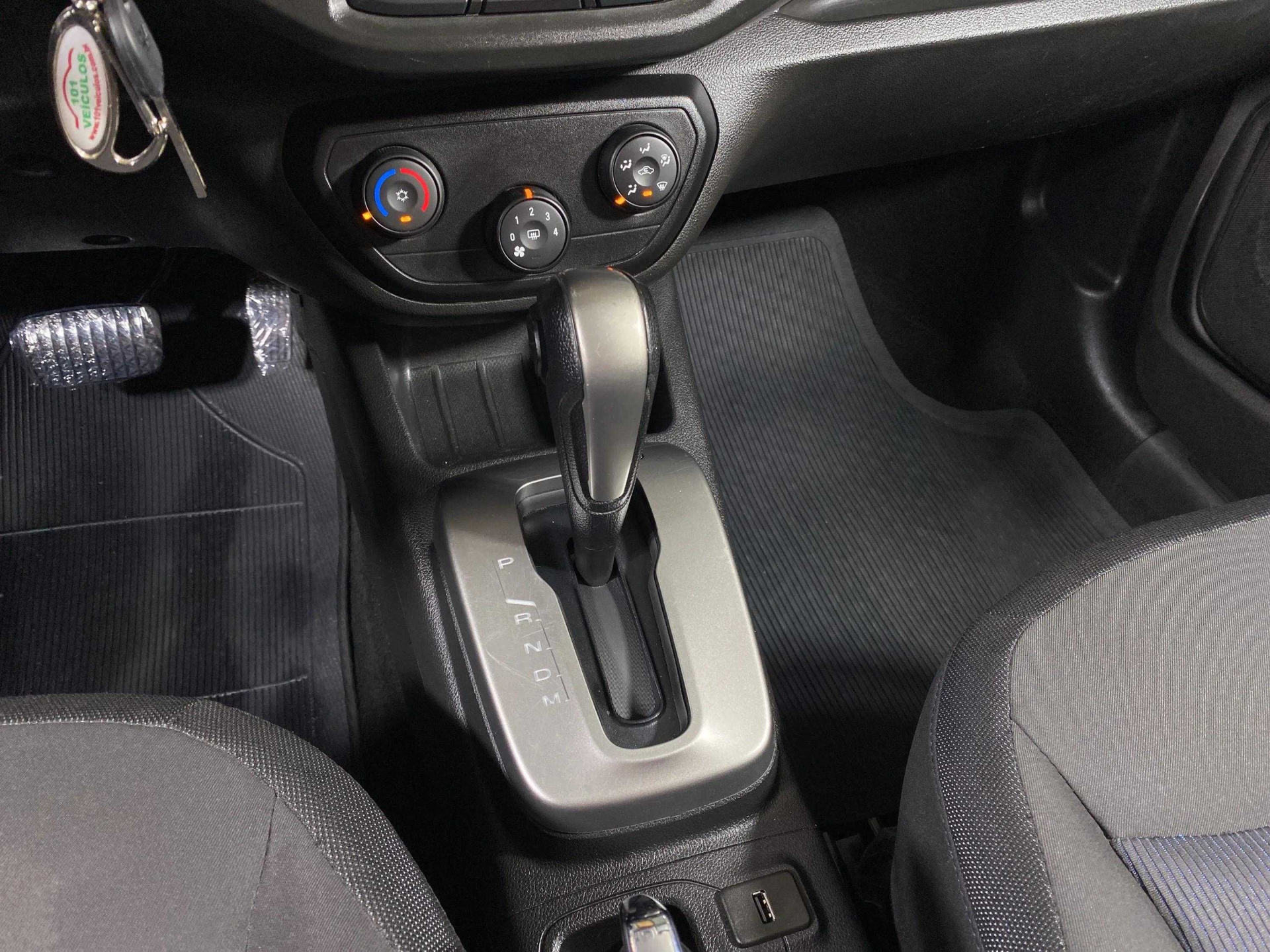 Foto número 560319 do veiculo