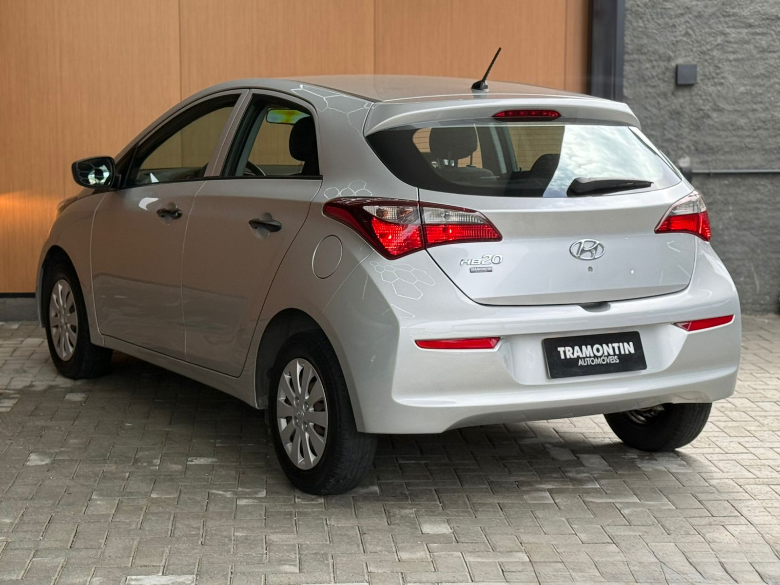 Foto número 558301 do veiculo