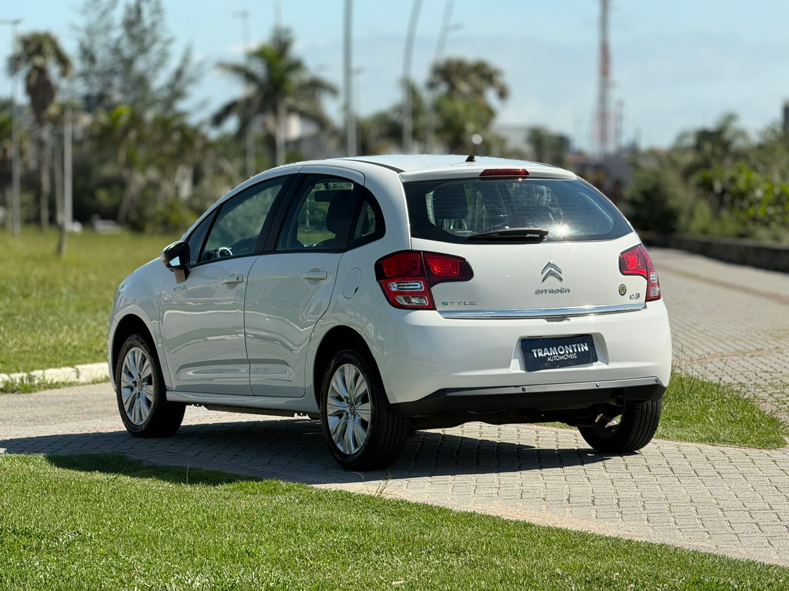 Foto número 550862 do veiculo