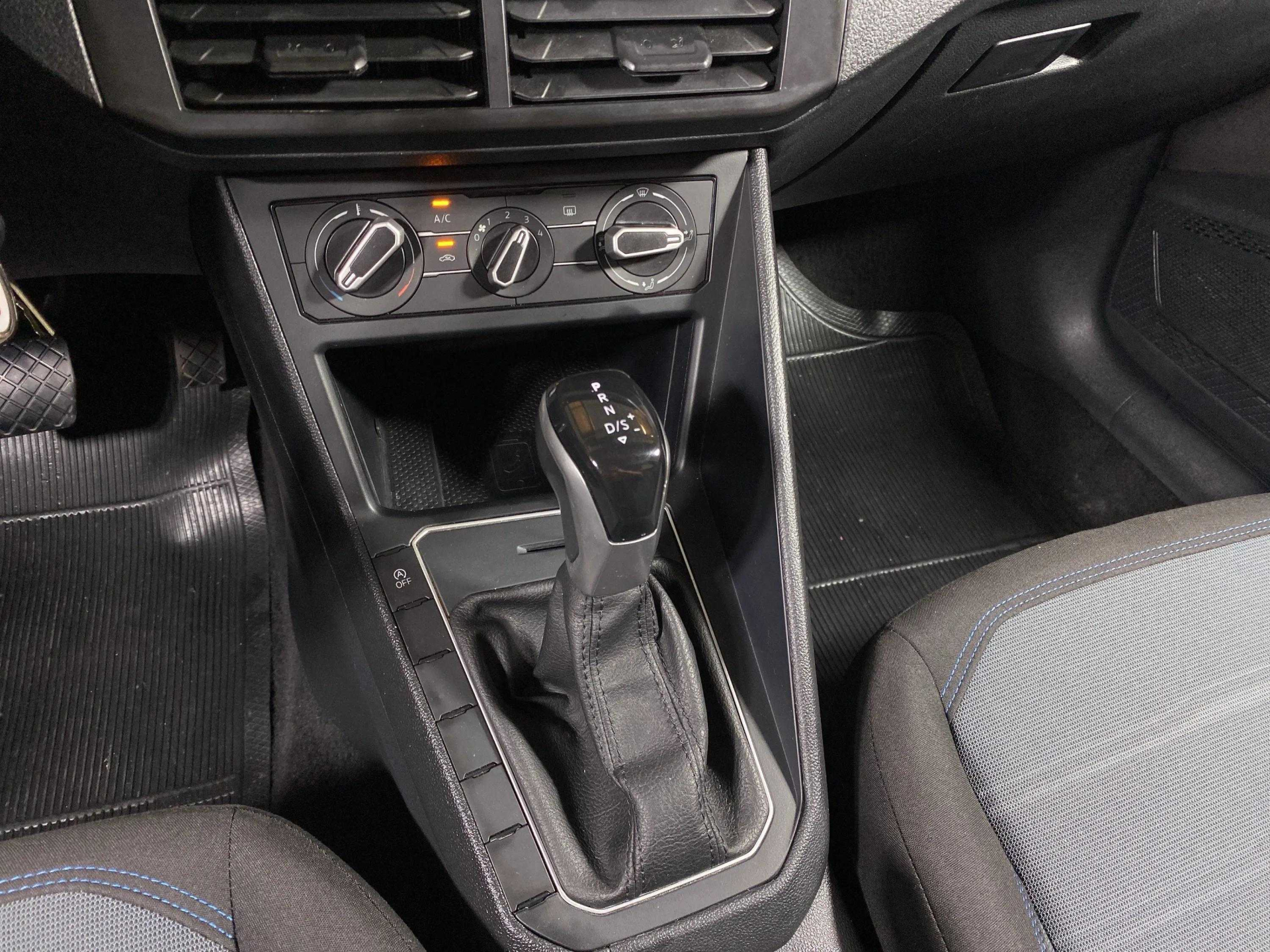 Foto número 560148 do veiculo