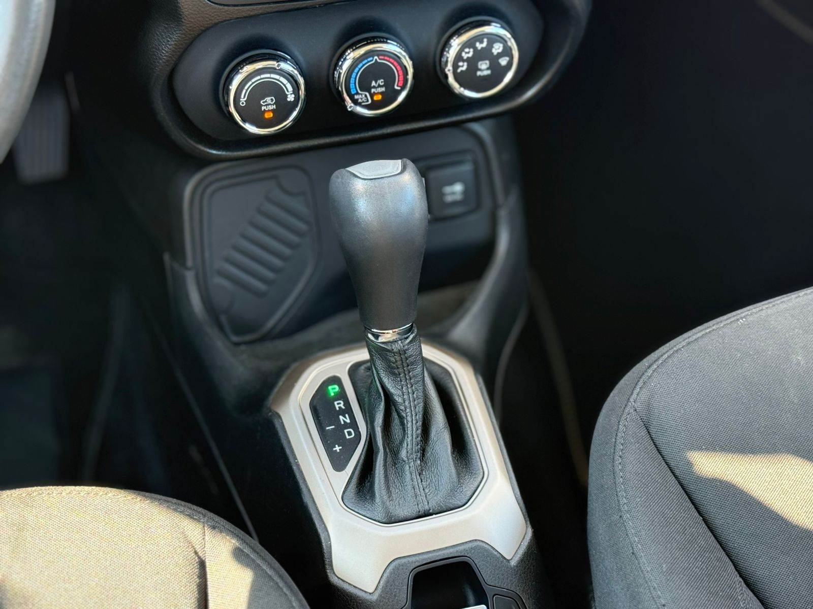 Foto número 549951 do veiculo