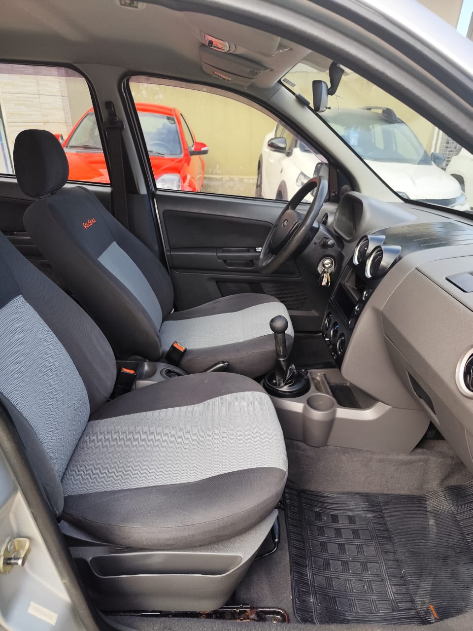 Foto número 555131 do veiculo