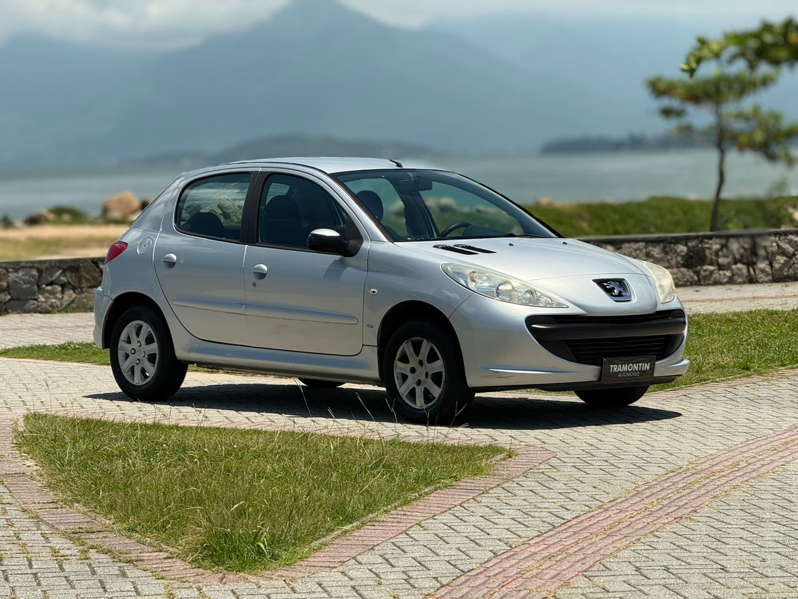 Foto número 555946 do veiculo