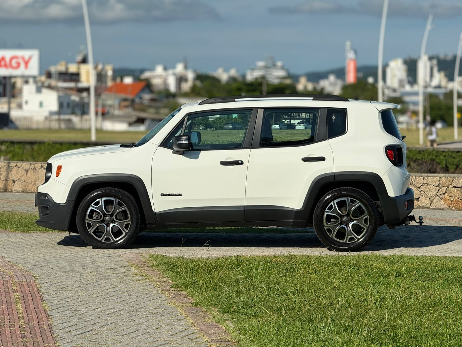 Foto número 549936 do veiculo