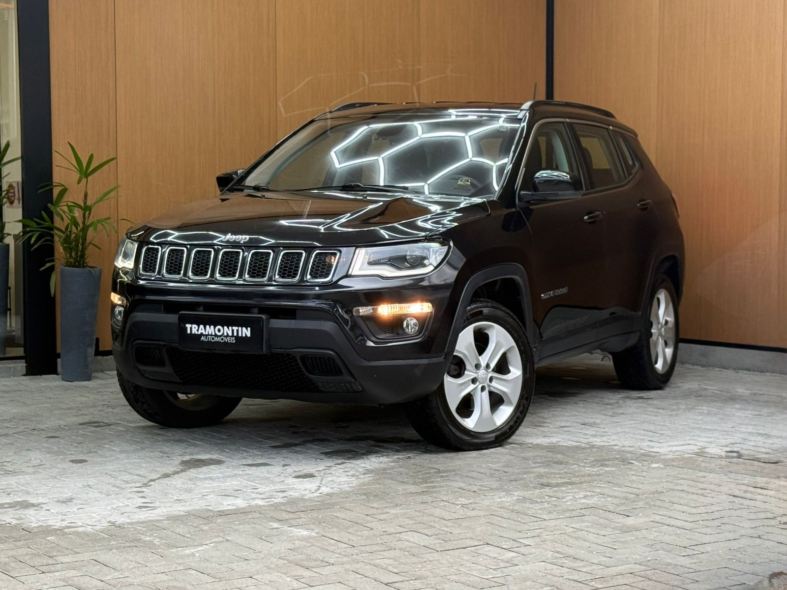 Foto número 577068 do veiculo