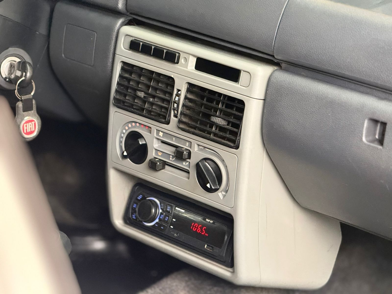 Foto número 558229 do veiculo