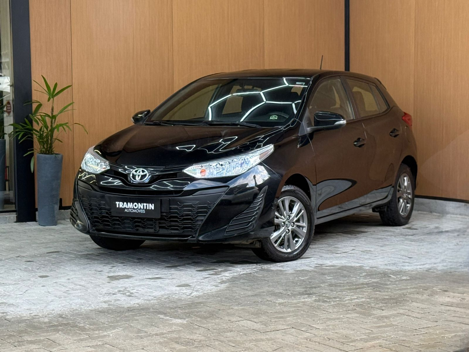 Foto número 582100 do veiculo